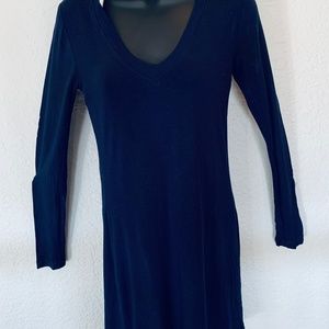 🫐Trina Turk women’s V neck long sleeve navy dress